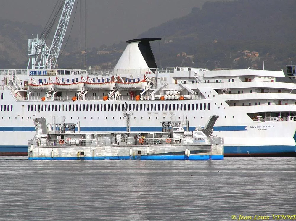 Le nouveau catamaran de débarquement de la CNIM