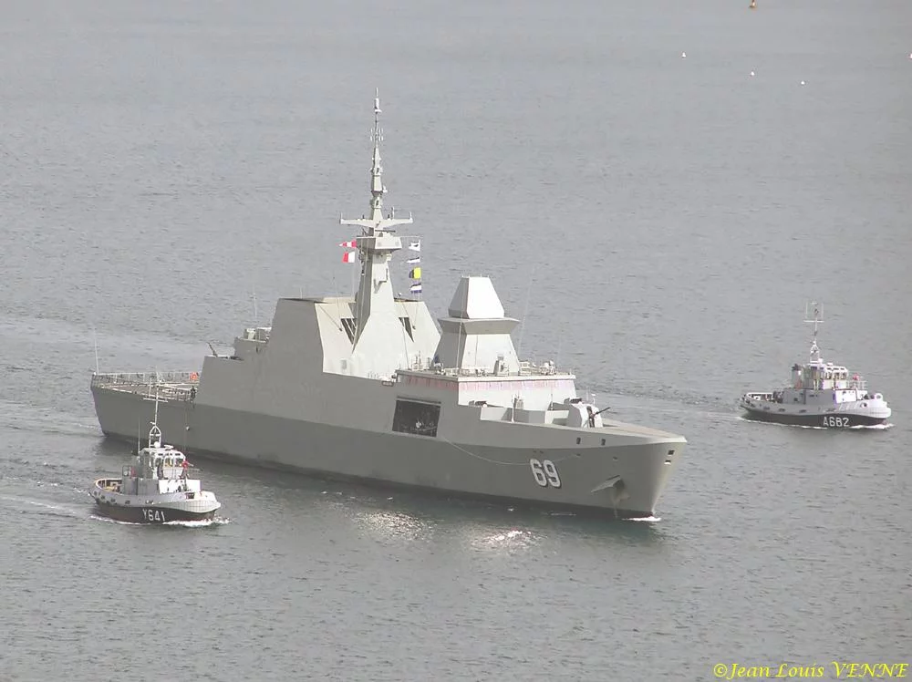 Sortie Ã  la mer de la frégate singapourienne Intrepid