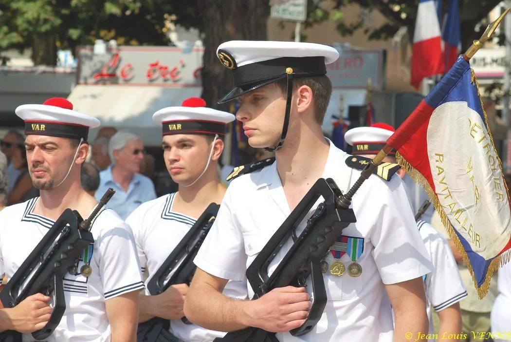 La garde d'honneur du BCR Var