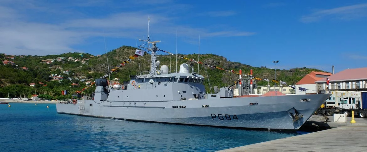 Le patrouilleur La Capricieuse rend visite à sa ville marraine