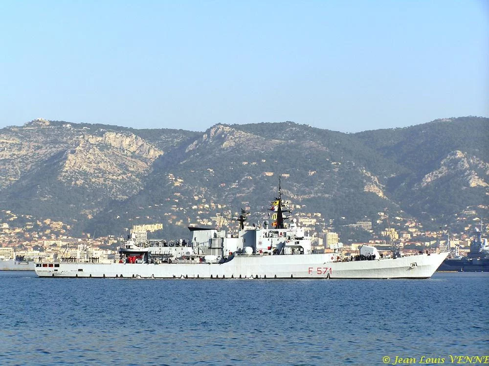 La frégate italienne Grecale