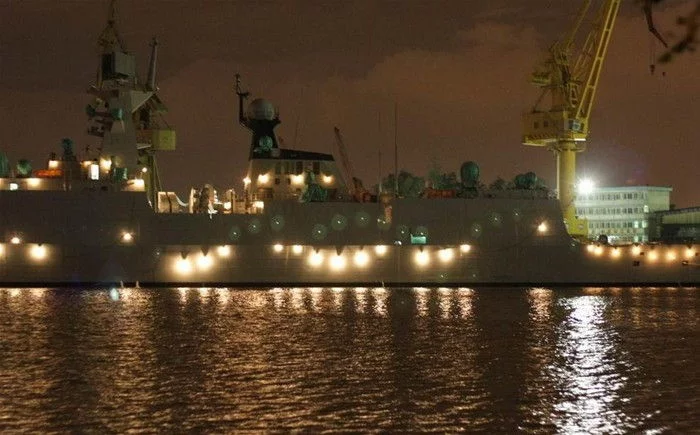 Une frégate chinoise type 054A