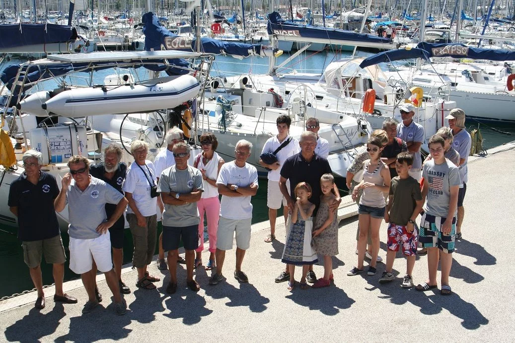 Les équipages sur le quai