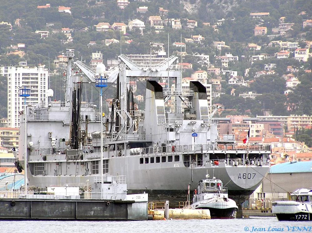 La Meuse entre au bassin