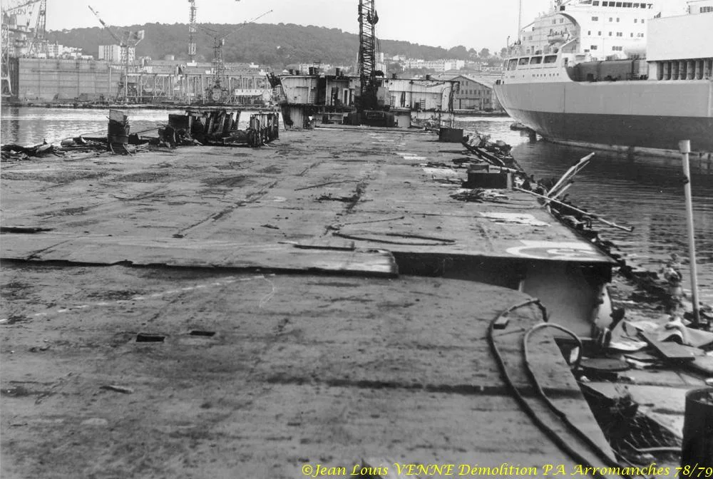 Démolition de l'Arromanches