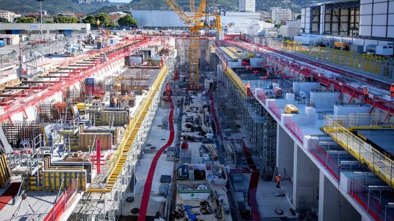 Le bassin Missiesssy 2 en cours de construction