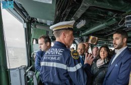 Le ministre saoudien de la Défense visite la frégate ’Chevalier Paul’