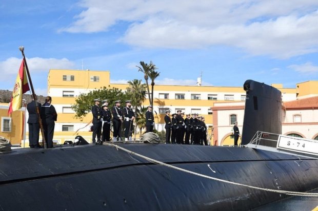 Désarmement du sous-marin espagnol Tramontana