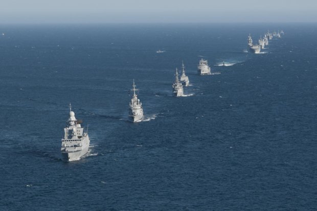 Revue navale du 15 aout 2014 dans la rade de Toulon