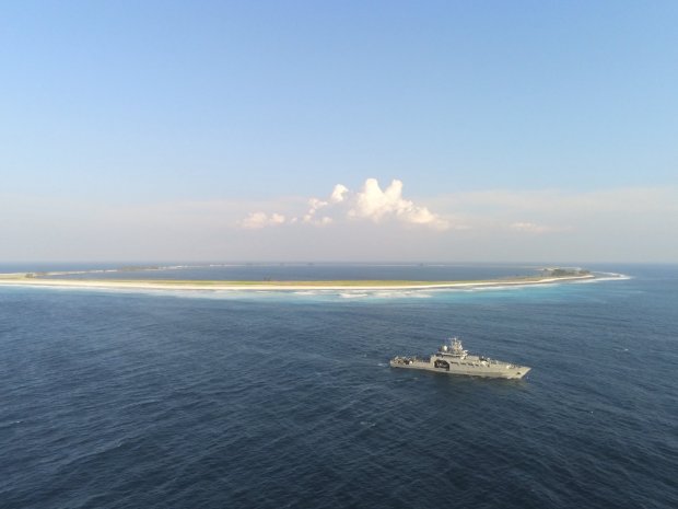 Le patrouilleur Teriieroo a Teriierooiterai au large de Clipperton